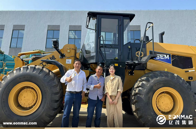 秘魯客戶(hù)參觀(guān)星馬公司、山工和卡特彼勒工廠(chǎng)